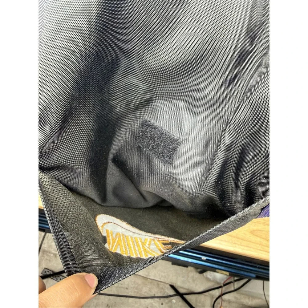 NIKE Spell Out Swoosh Athletic Duffle Gym Bag 80s 90s‎ Gray Tag Rare Vintage VTG